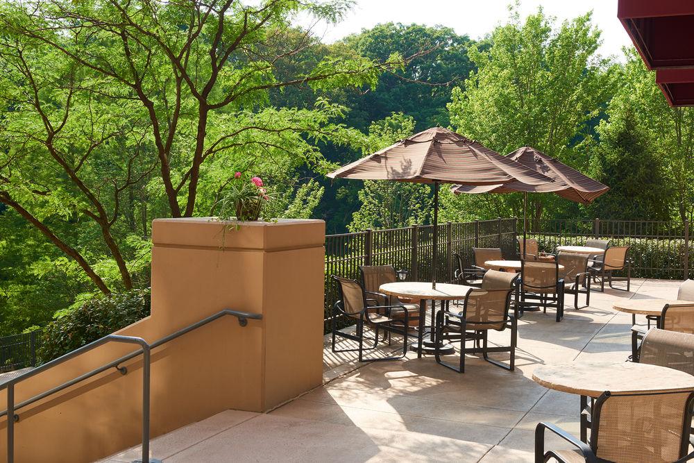 Hotel Marriott St. Louis West 3*