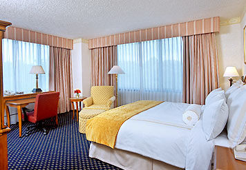 Marriott St. Louis West Hotel